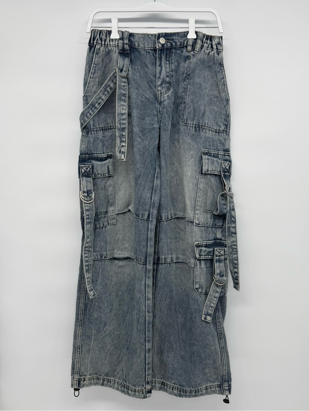 Charlotte Russe Y2K Wide Leg Cargo Jeans M
